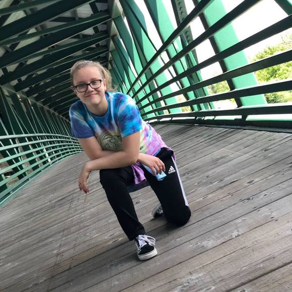 Meet your Posher, Dani - Picture 1 of 1